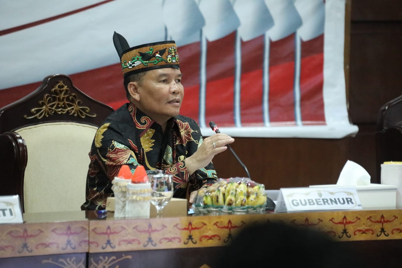 Gubernur Kalteng Agustiar Sabran Pimpin Rakor Pembahasan Pengaturan Lalu Lintas Angkutan Hasil Perkebunan, Kehutanan dan Pertambangan