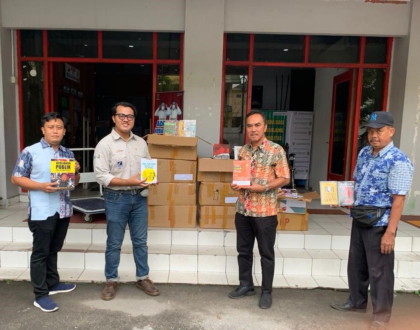 Dispursip Prov. Kalteng Sambut Baik Bantuan Buku Dari PT. Tuah Turangga Agung Sebanyak 1.000 Koleksi Buku