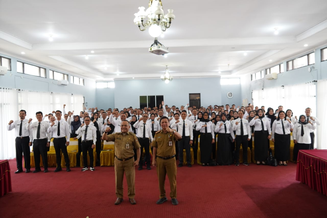 Sahli KSDM Suhaemi Beri Materi Kepemimpinan Pada Peserta PKA