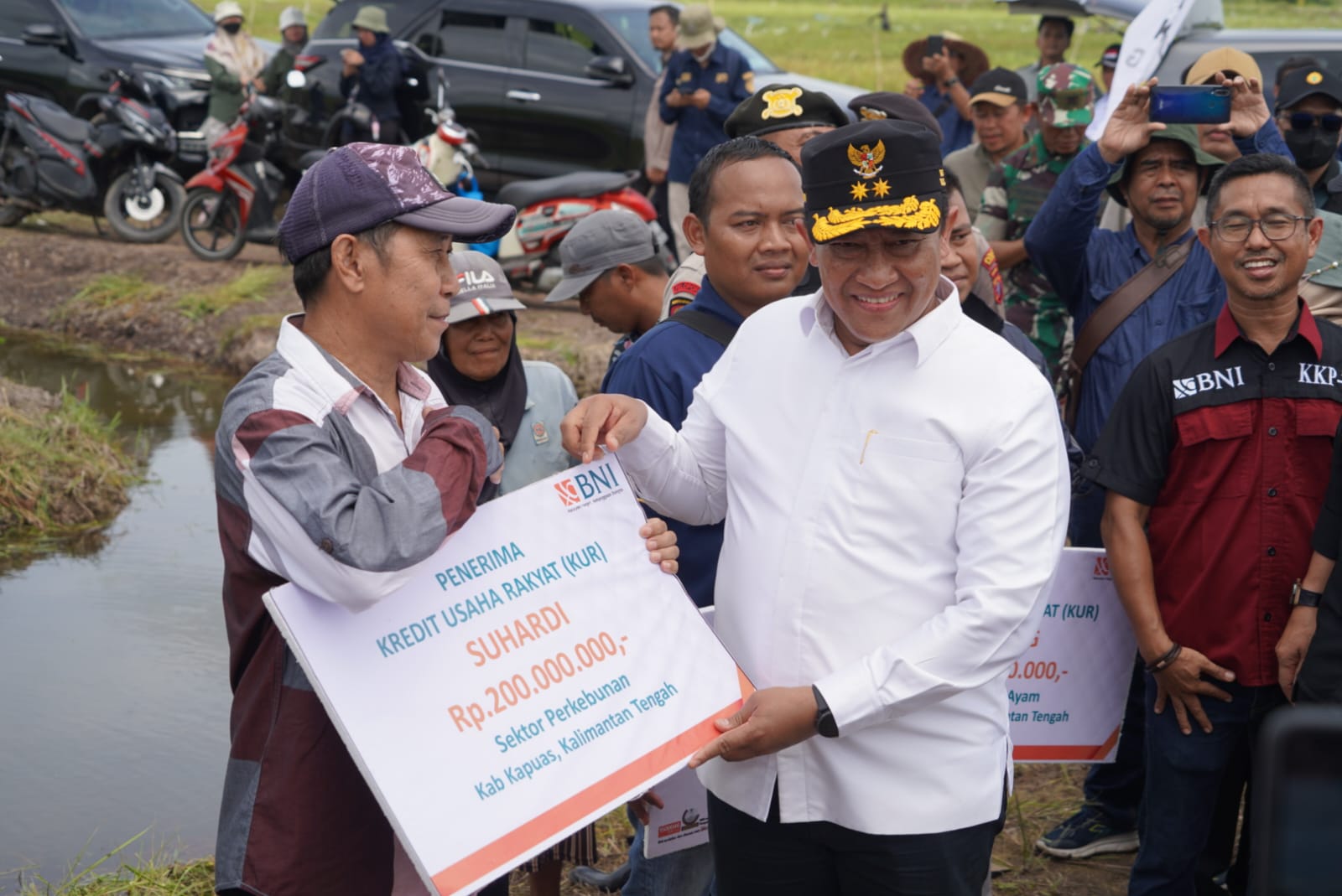 Wagub Kalteng Bersama Menteri Pertanian RI Lakukan Peletakan Batu Pertama Pembangunan RMU Modern