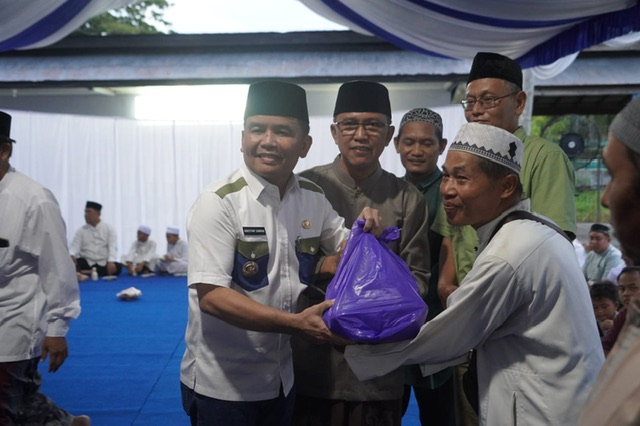 Gubernur Kalteng Agustiar Sabran Hadiri Acara Buka Puasa Bersama Kalteng Pos