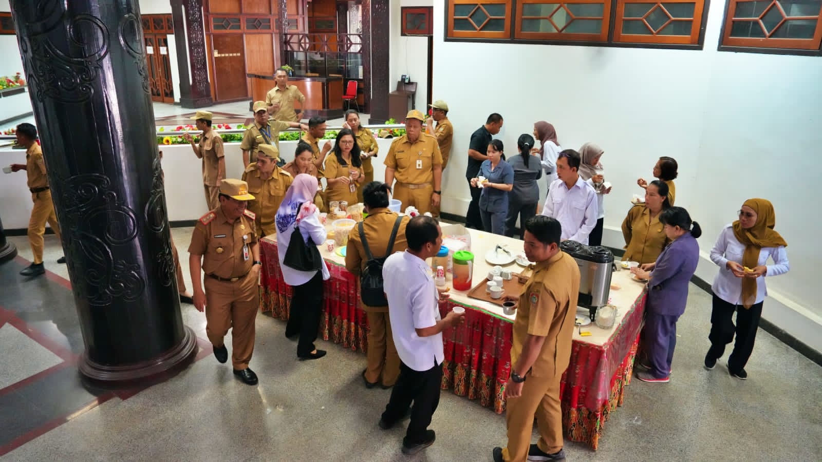 Sekretariat DPRD Laksanakan Apel dan Halalbihalal