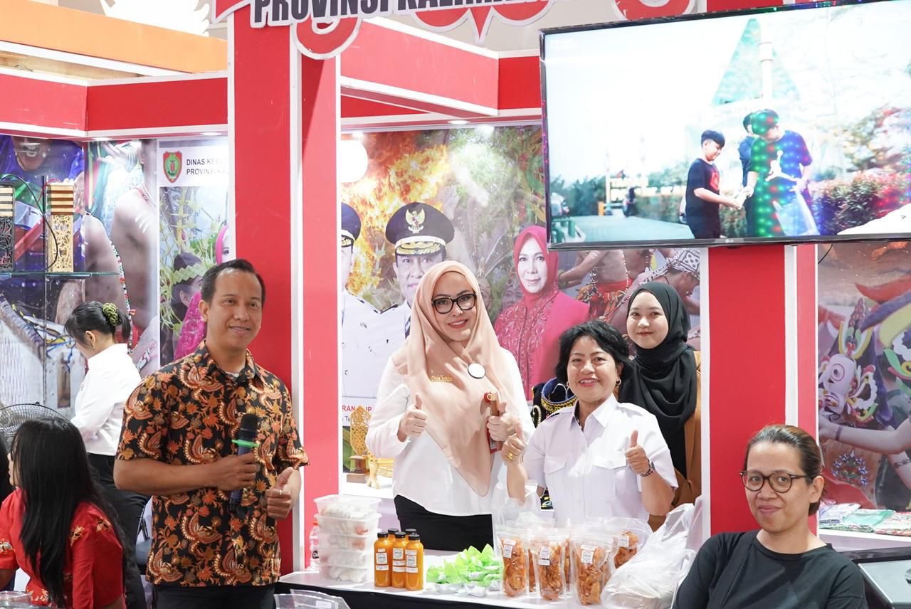 Disbudpar Kalteng Gelar Acara Bagi-bagi Doorprize Sehingga Menarik Minat Pengunjung dari Berbagai Kalangan