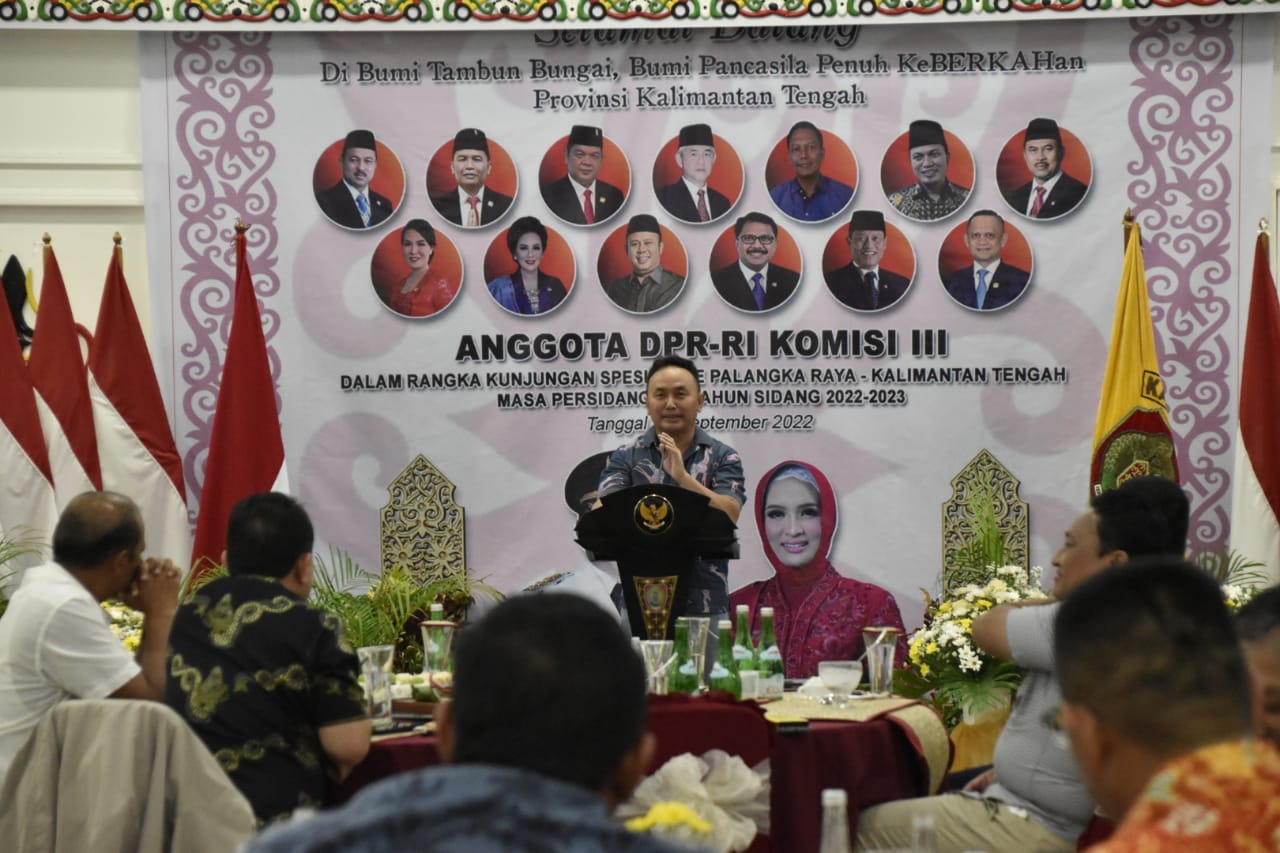 Ramah Tamah Dan Jamuan Santap Malam Gubernur Kalteng Bersama Tim Kunker Spesifik Komisi III DPR RI