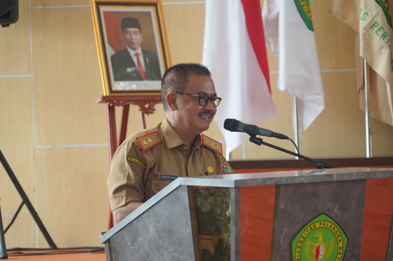 Staf Ahli Herson B. Aden Hadiri Pelantikan Dan Pengambilan Sumpah Dokter Angkatan XXII Fakultas Kedokteran UPR