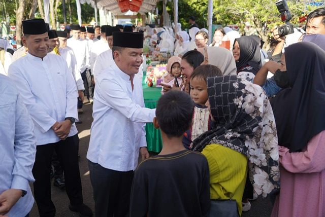 Gubernur Agustiar Sabran Bersama Panglima Kodam XII/Tanjungpura Mayjen TNI Jamallulael Resmikan Gedung A