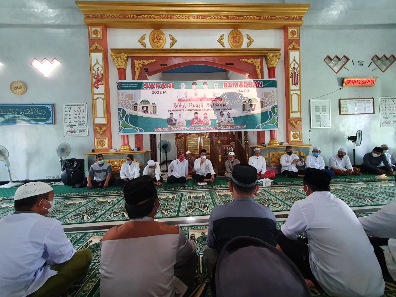 Pemprov. Kalteng Melalui Disperkimtan Dan UPT Dinas Kehutanan Pimpin Safari Ramadan Di Masjid Al Falah