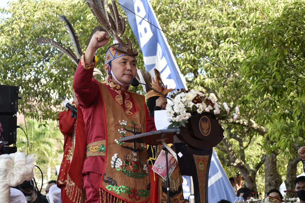 Pemkab Katingan Turut Serta Semarakkan Karnaval Budaya Isen Mulang Tahun 2022