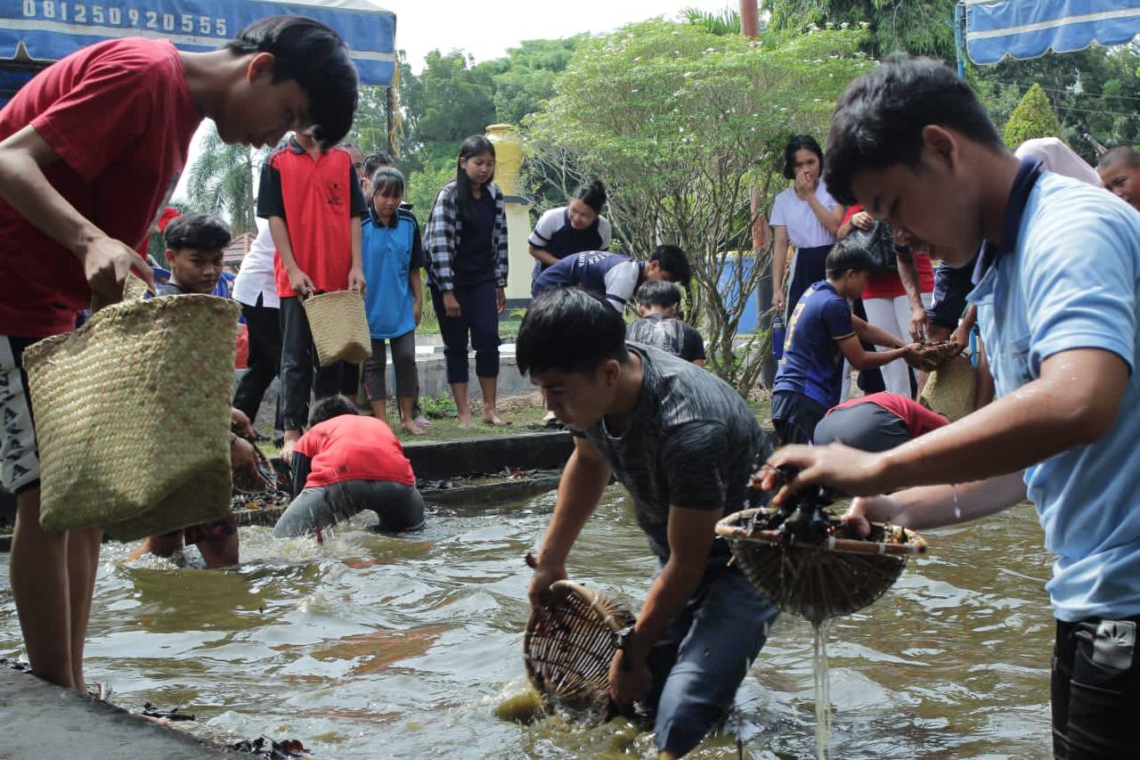 Museum Balanga Selenggarakan Lomba Manyauk Tingkat Pelajar SLTA/sederajat, Dalam Rangka Peringatan HUT ke-78 RI