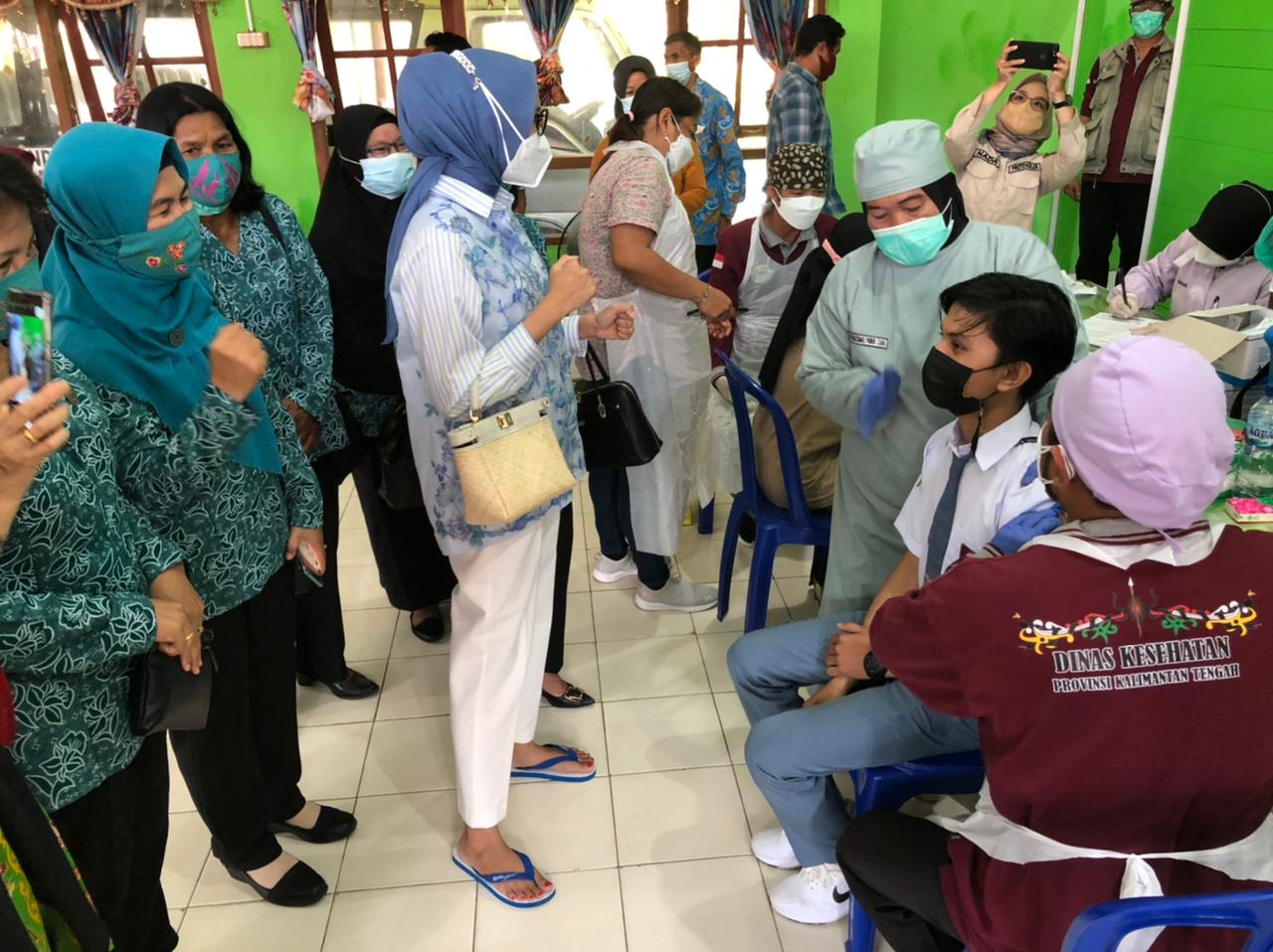 Gubernur Kalteng Pantau Langsung Vaksinasi Pelajar di Kabupaten Murung Raya