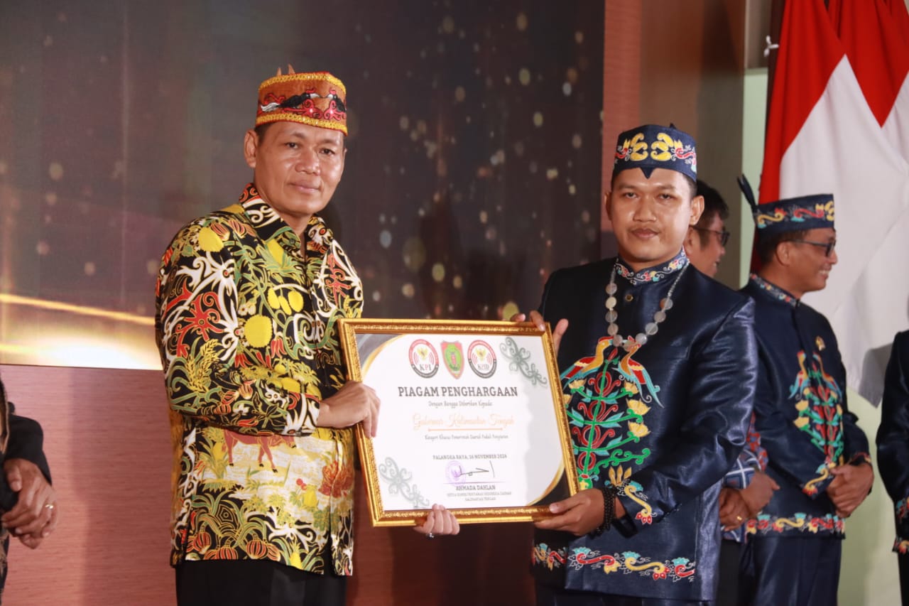 Sahli Yuas Elko Hadiri Anugerah Penyiaran Kalteng Tahun 2024