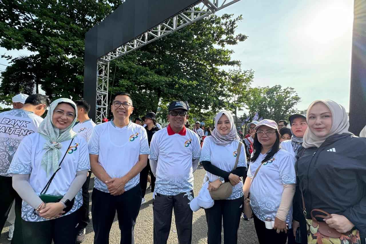 Dislutkan Prov. Kalteng Turut Ikuti Fun Walk Kalteng Berkah di Kapuas