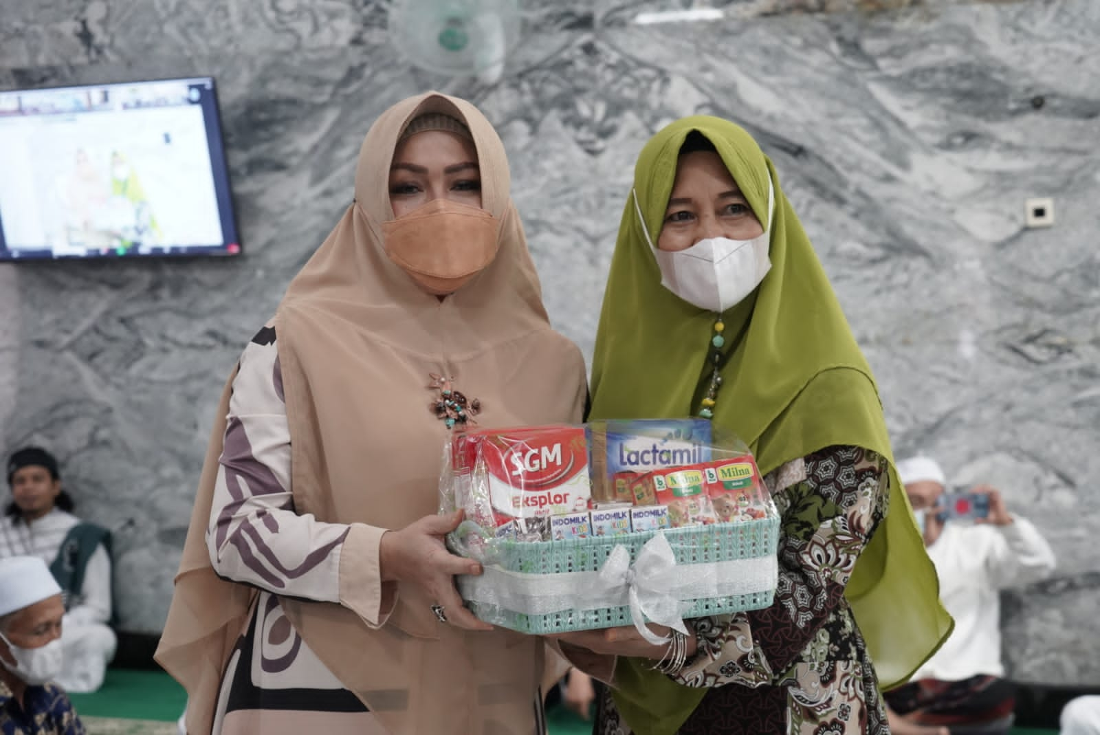 TP-PKK Prov. Kalteng Dalam Safari Ramadhan Turut Berbagi Makanan Sehat