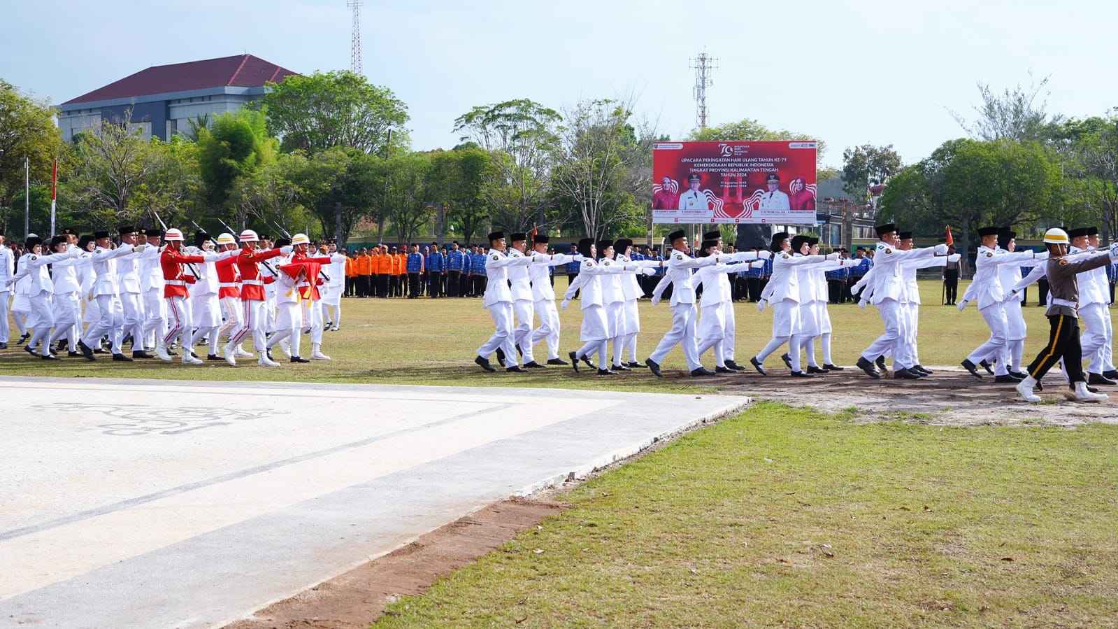 Kaban Kesbangpol Kalteng Katma F. Dirun Apresiasi yang Mendalam Kepada Pasukan Pengibar Bendera Pusaka