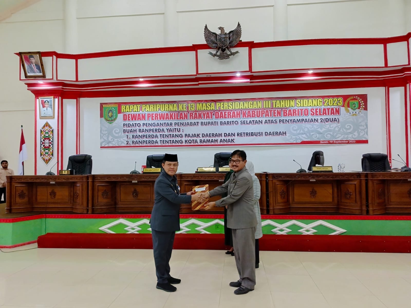 Pemkab Sampaikan Dua Raperda Ke DPRD Barito Selatan