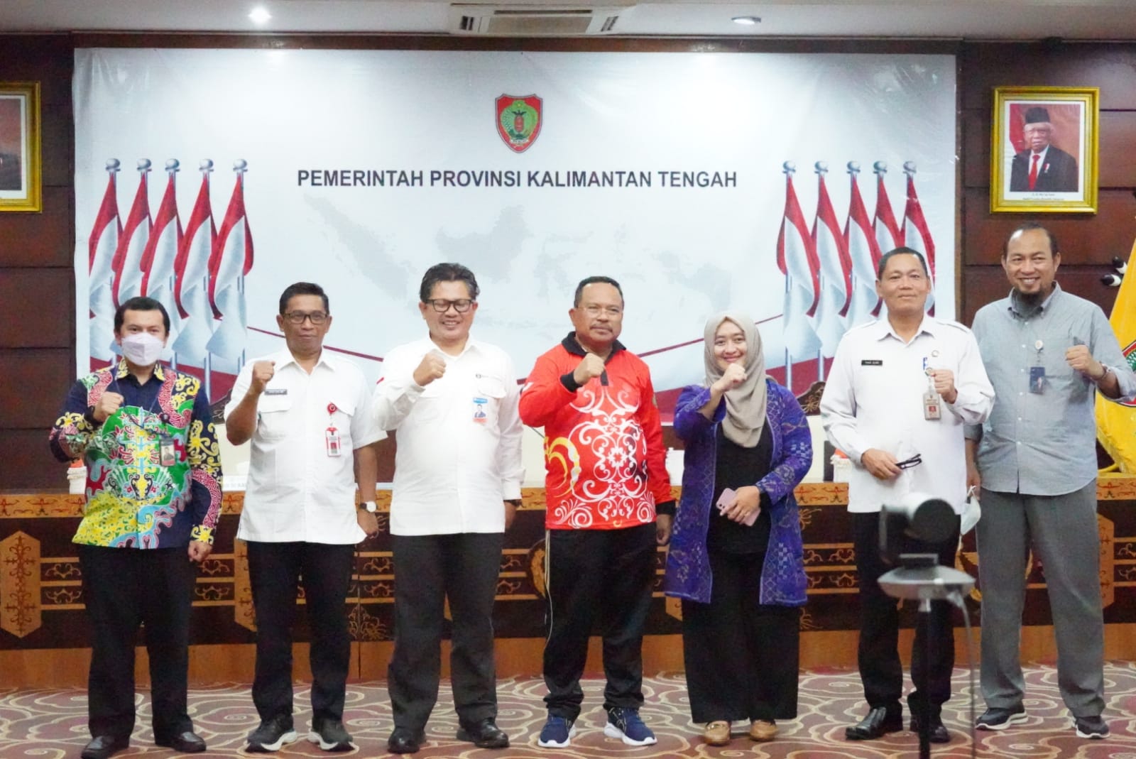 Sekda Prov. Kalteng Pimpin FGD Pengendalian Inflasi Dan Kunjungan Lapangan Food Estate Kab. Pulang Pisau