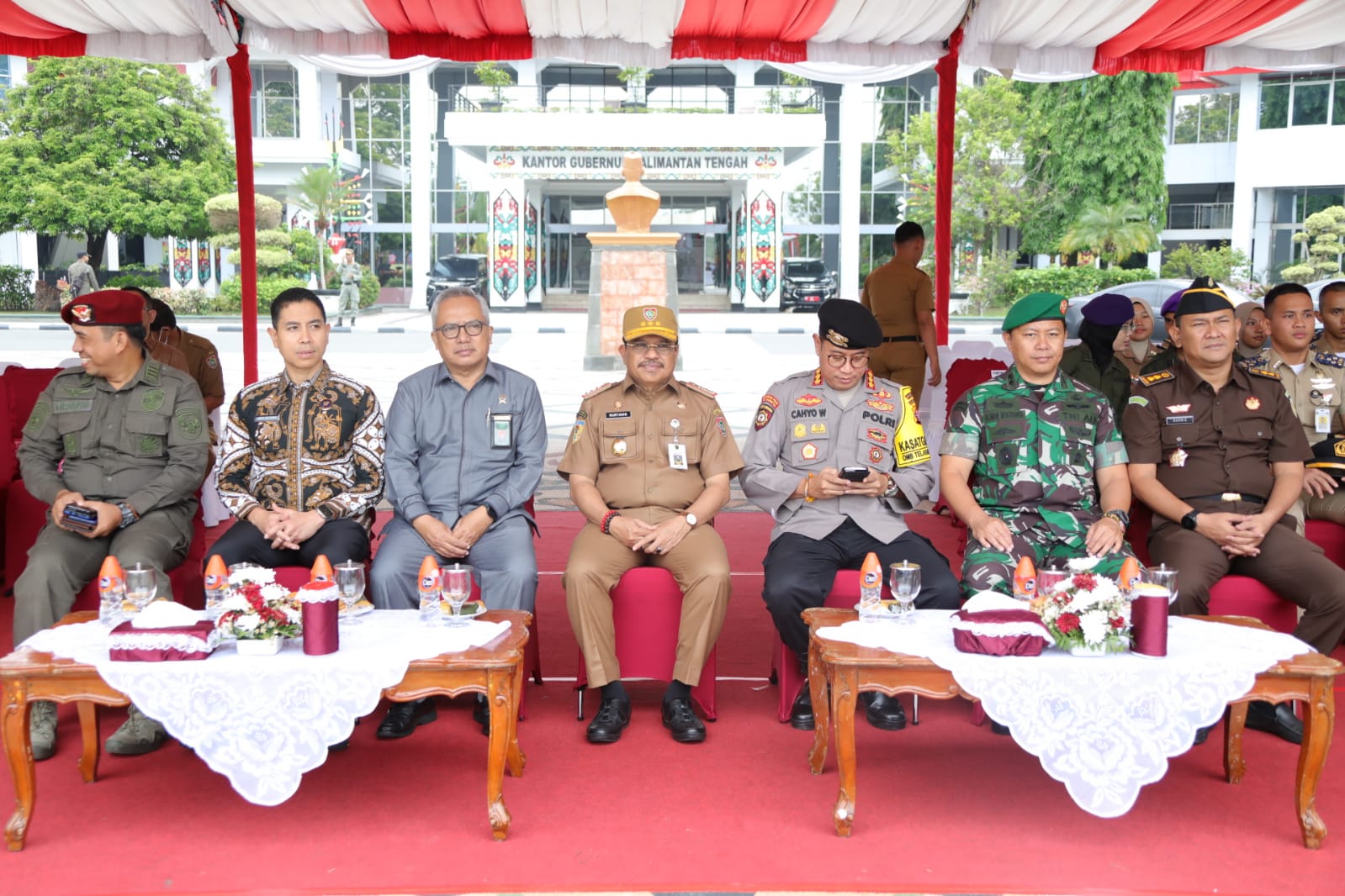 Sekda Prov. Kalteng Nuryakin Jadi Inspektur Upacara Peringatan Hari Bela Negara ke-75 Tingkat Prov. Kalteng