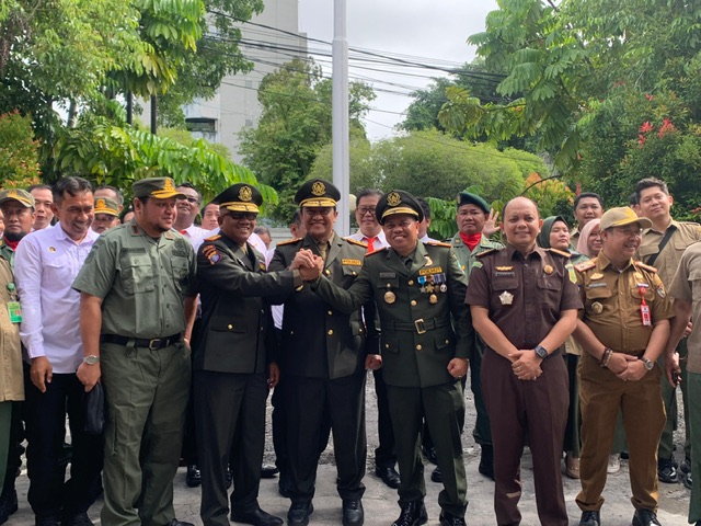 Wagub Kalteng Edy Pratowo Pimpin Upacara Peringatan HUT Polisi Kehutanan ke-58 Lingkup Wilayah Prov. Kalteng