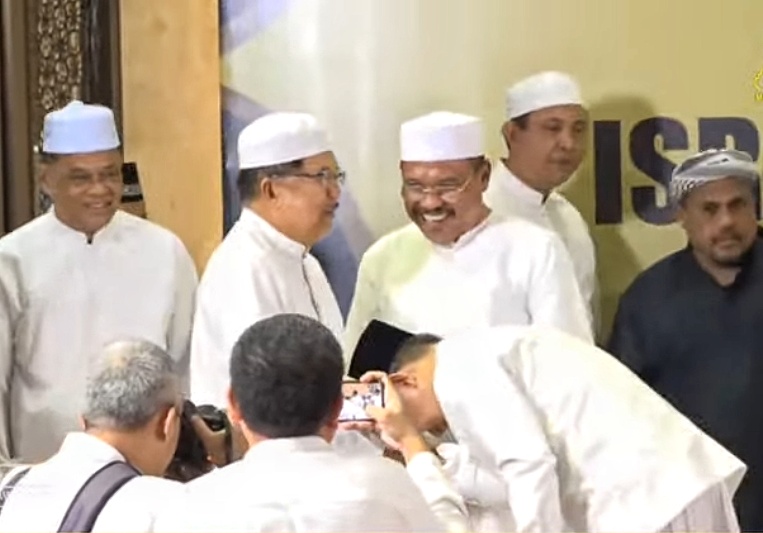 Sekda Prov. Kalteng Hadiri Peringatan Isra Miraj Nabi Muhammad SAW 1444 H