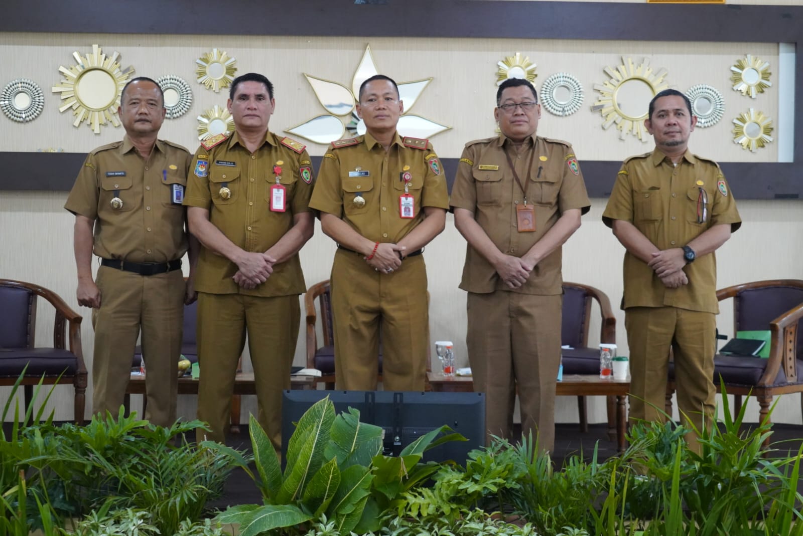 Sahli Yuas Elko Buka FGD Optimalisasi Pendapatan Asli Daerah Sektor Retribusi Daerah di Prov. Kalteng