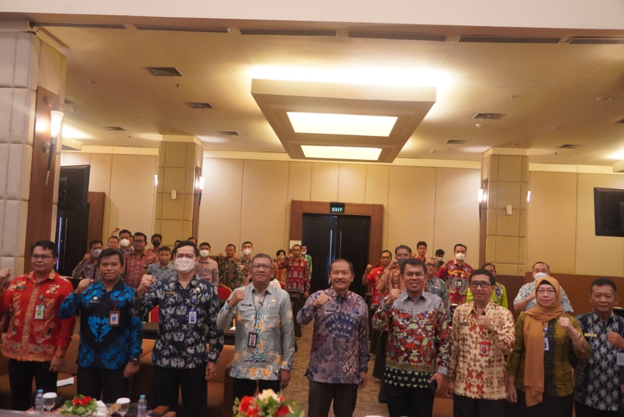 Rapat Evaluasi Capaian SPM Kabupaten/Kota se-Kalteng Tahun 2022