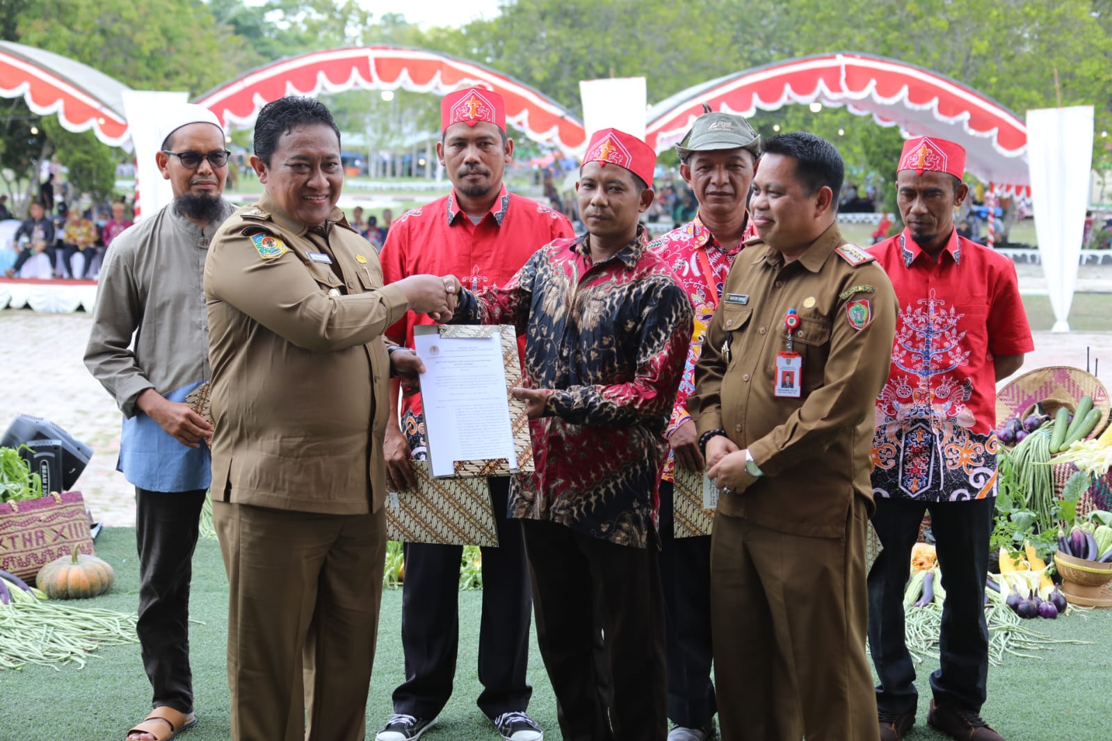 Wagub Kalteng Edy Pratowo Buka Pekan Daerah Kontak Tani Nelayan Andalan XIII