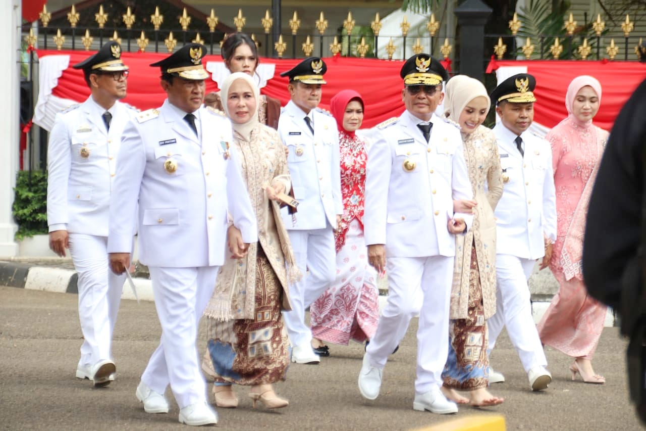 H Agustiar Sabran dan H Edy Pratowo Resmi Mengemban Jabatan Sebagai Gubernur dan Wakil Gubernur Kalteng