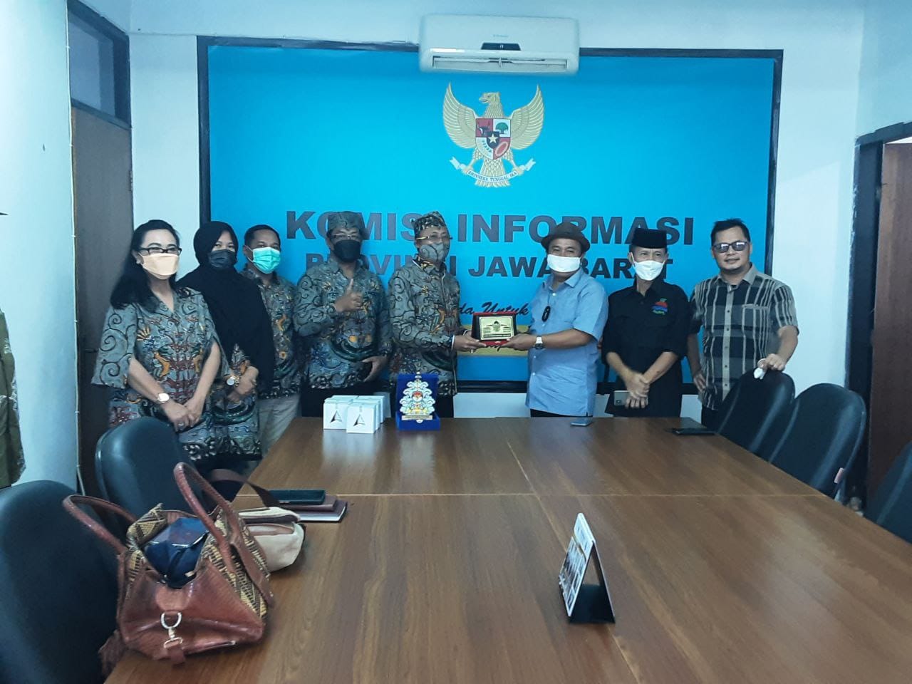 Lima Komisioner Dari KI Kalteng Kaji Banding Ke Kantor KI Provinsi Jabar