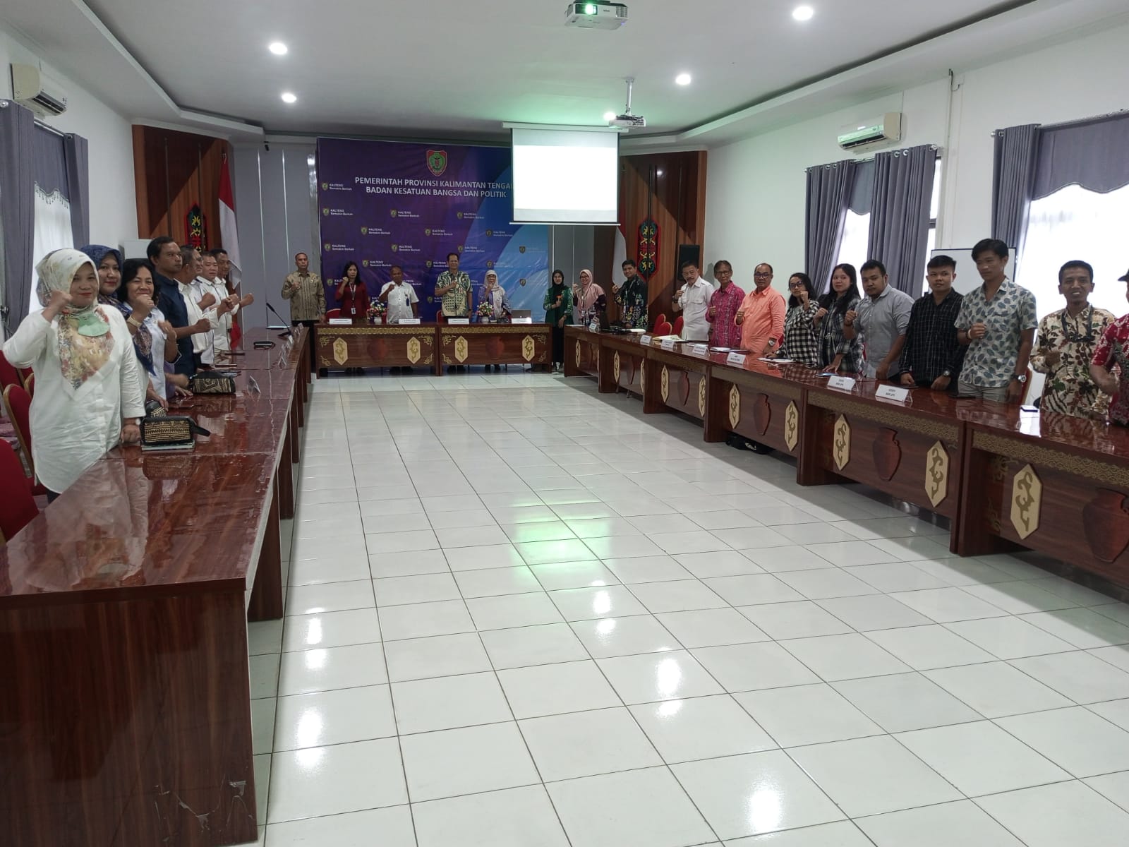 Badan Kesbangpol Prov. Kalteng Bekerja Sama dengan BPS Prov. Kalteng Gelar FGD IDI Prov. Kalteng