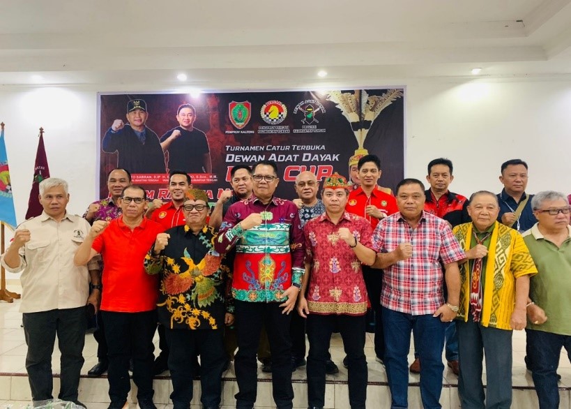 Dislutkan Prov. Kalteng Lakukan Penandatanganan PKS Dengan Dewan Adat Dayak (DAD) Prov. Kalteng