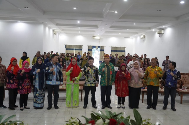 Sahli Yuas Elko Buka Sosialisasi Gerakan Masyarakat Hidup Sehat