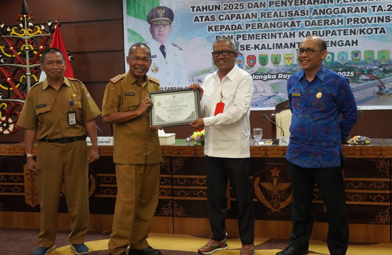 Plt Sekda Prov Kalteng M. Katma F. Dirun Buka Rapat TEPRA Provinsi dan Kabupaten/Kota se-Kalteng Tahun 2025