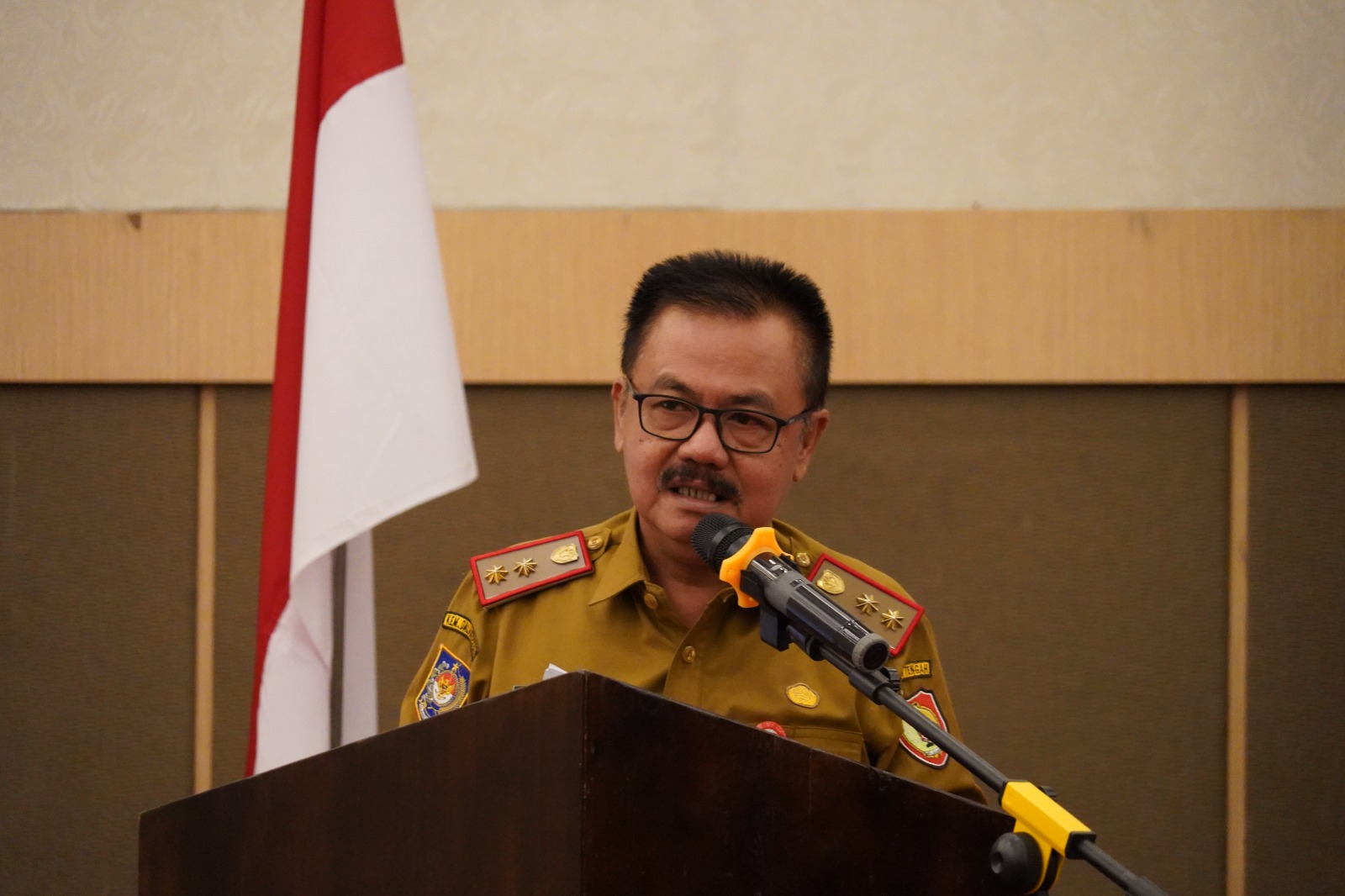 Plh Asisten Pemkesra Herson B Aden Buka Rakor Perangkat Gubernur Sebagai Wakil Pemerintah Pusat di Provinsi