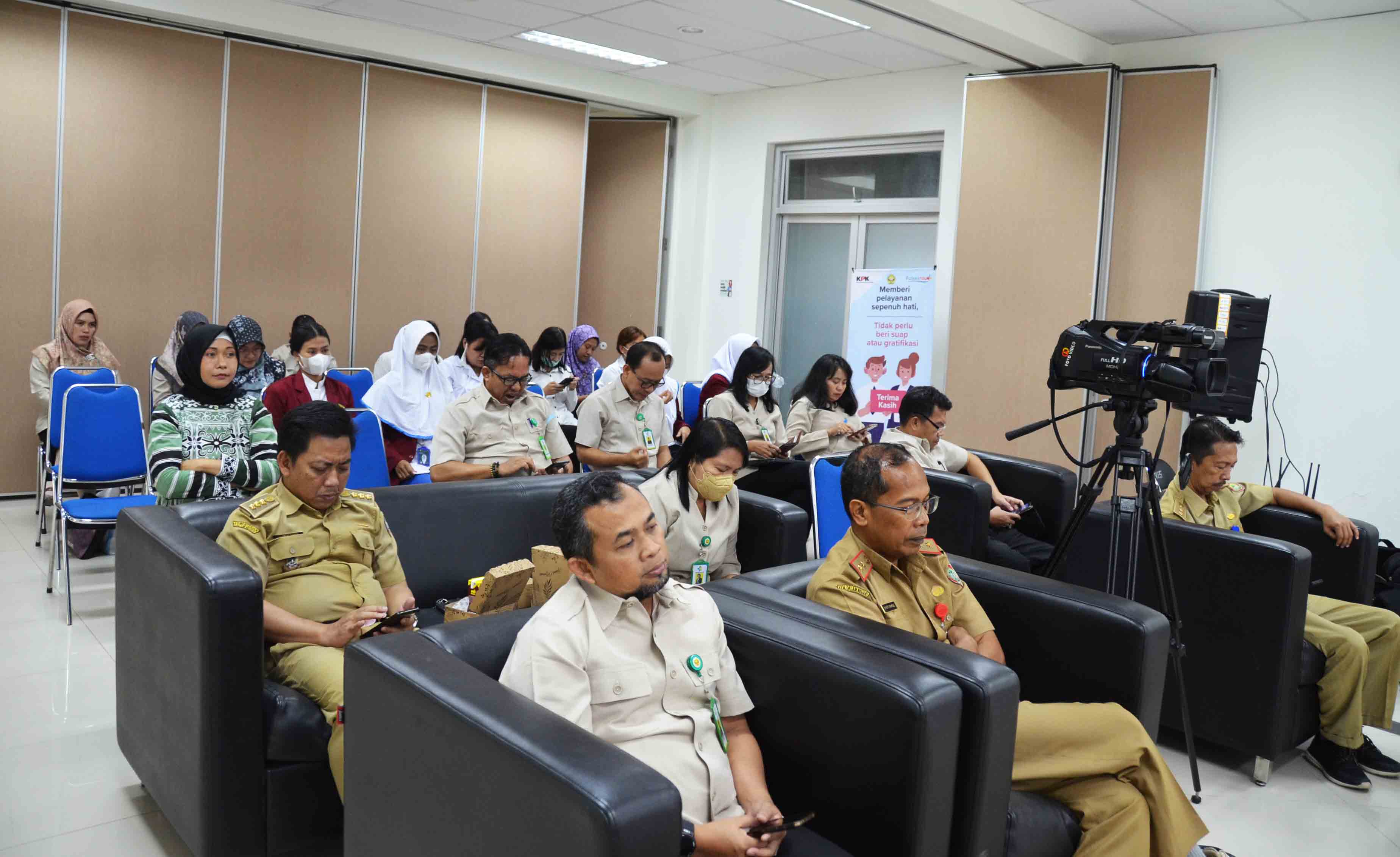 Dinas Kesehatan Prov. Kalteng Bekerja Sama Dengan Politeknik Kesehatan Kemenkes Palangka Raya Gelar Wicara Edukasi