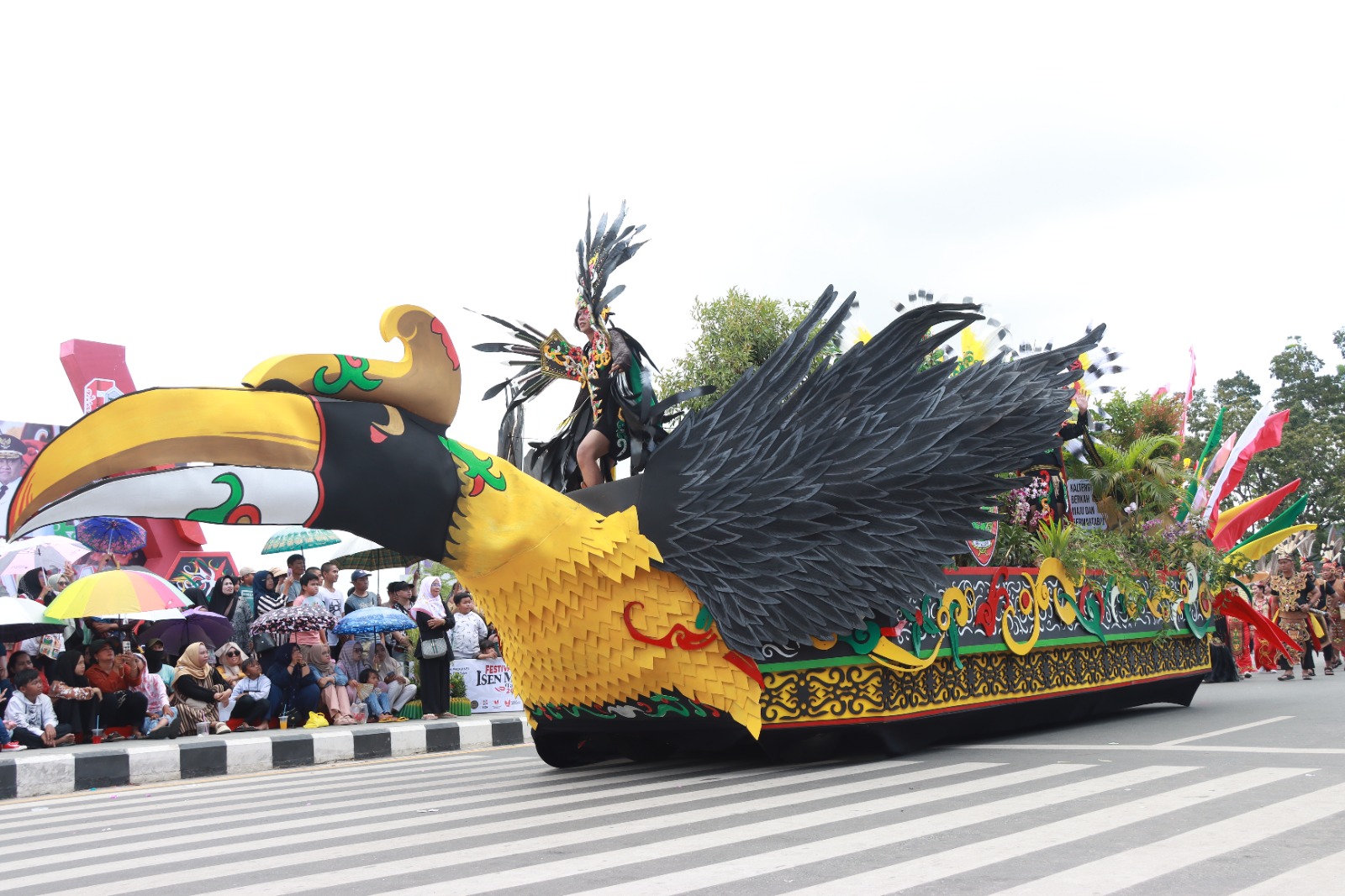 Gubernur Kalteng Sugianto Sabran Buka Festival Budaya Isen Mulang (FBIM) dan Festival Kuliner Nusantara Tahun 2024