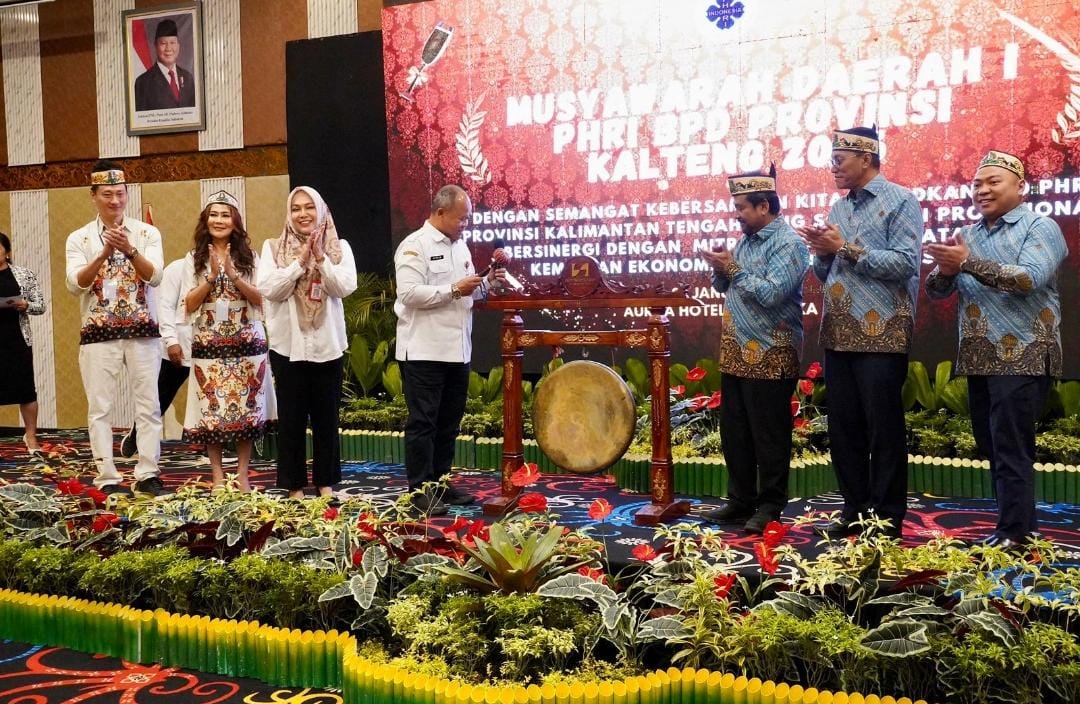 Plh Asisten Pemkesra Maskur Buka Musyawarah Daerah I PHRI Provinsi Kalteng