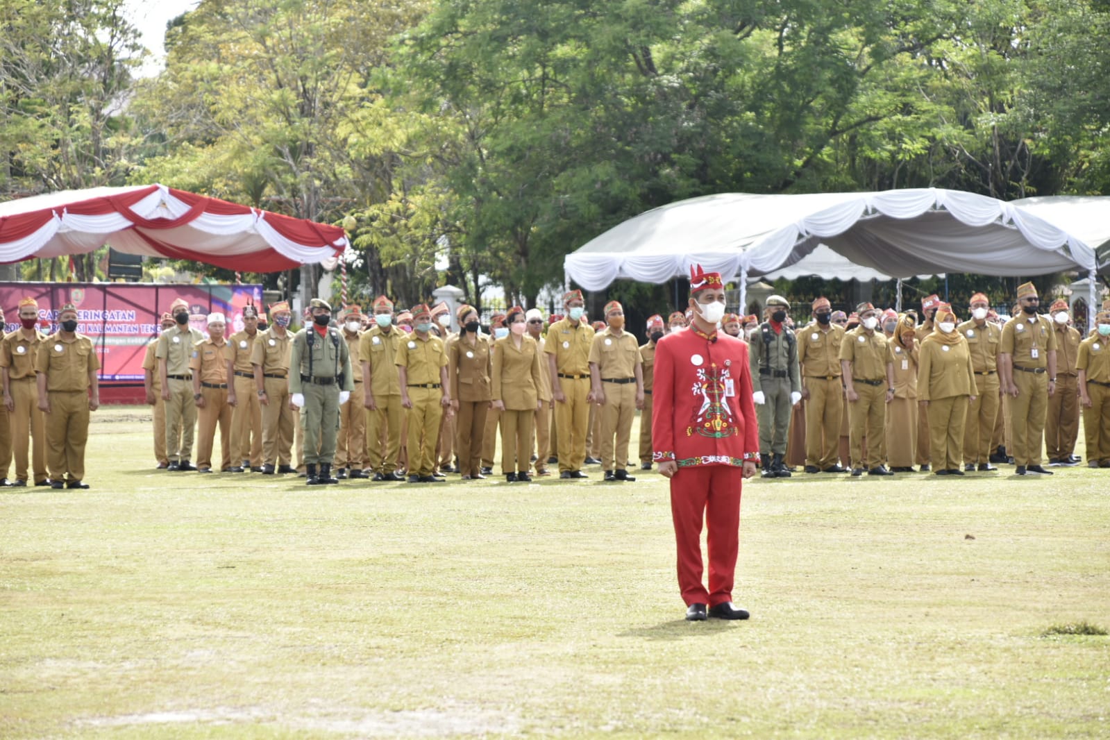 Upacara Peringatan Hari Jadi Ke-65 Provinsi Kalimantan Tengah