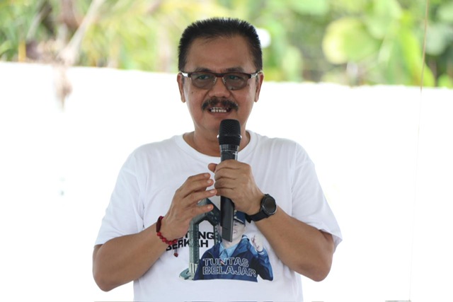 Ketua TP-PKK Prov. Kalteng Ivo Sugianto Sabran Buka Pasar Murah