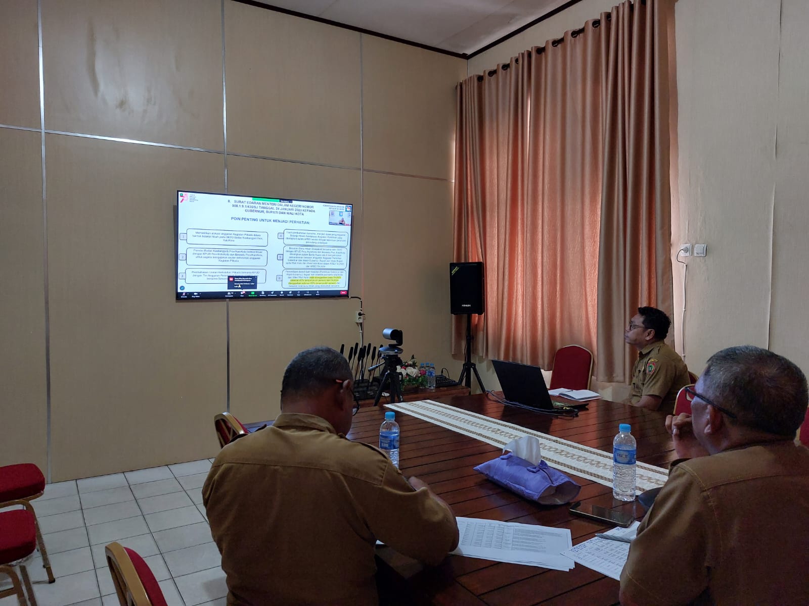 Badan Kesbangpol Prov. Kalteng Ikuti Rakor Percepatan Penandatanganan NPHD Kegiatan Pemilihan Kepala Daerah