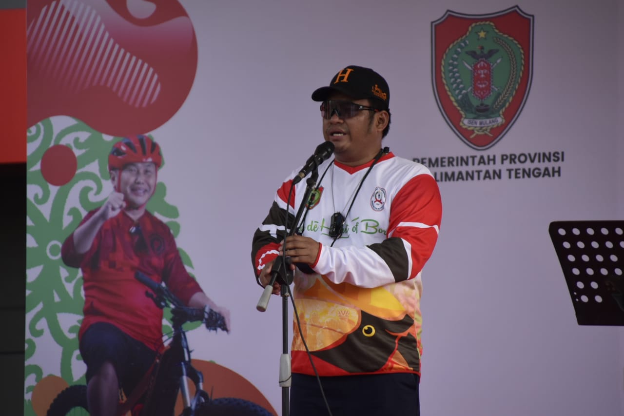 Pj. Sekda Prov. Kalteng H. Nuryakin Buka Secara Resmi Kegiatan Fun Bike Dan Soft Launching Tour De Hart Of Borneo