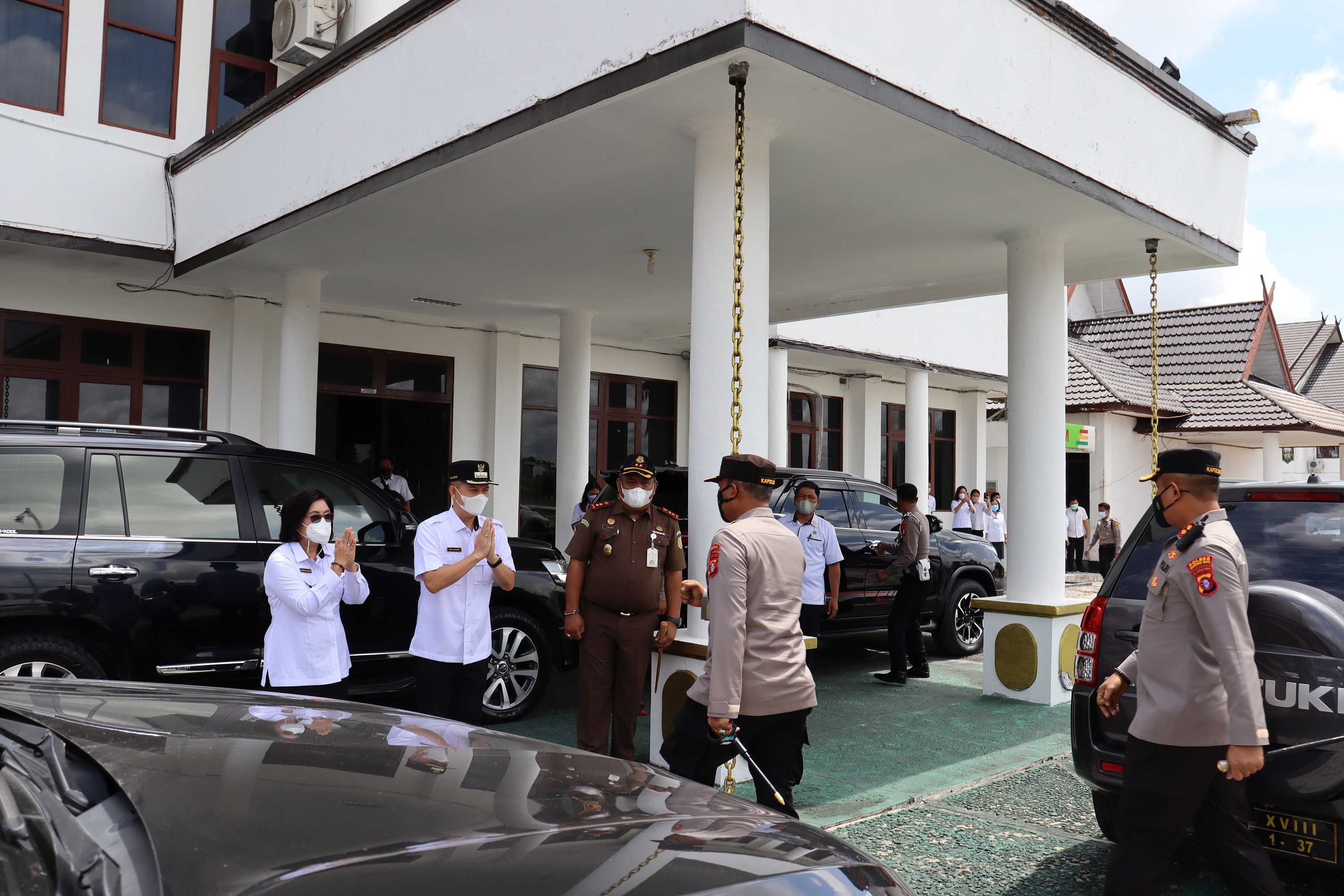 Kapolda Kalteng Irjen Pol Nanang Avianto Tinjau Vaksinasi Serentak Di Bumi Habangkalan Penyang Karuhei Tatau