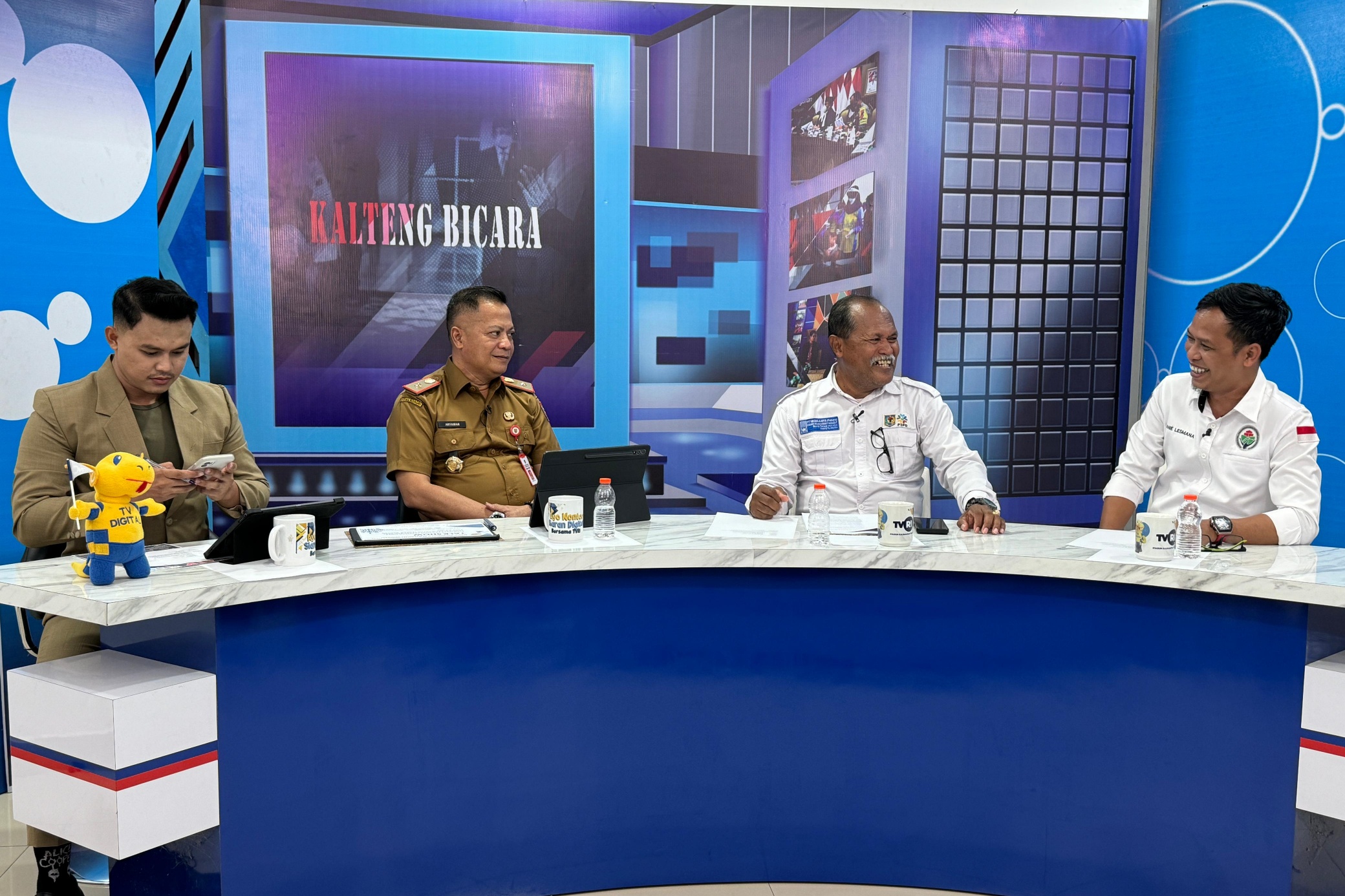 Kadis PMD Prov. Kalteng Aryawan Hadir Sebagai Narasumber Dalam Program TVRI Kalteng