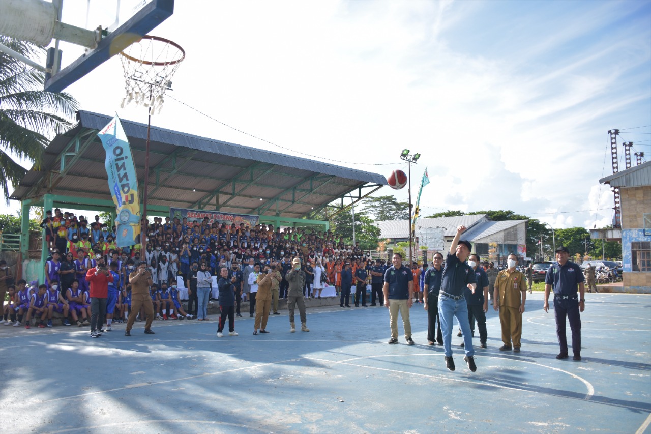 Bupati Kapuas Buka Student Basket Tournament 2022