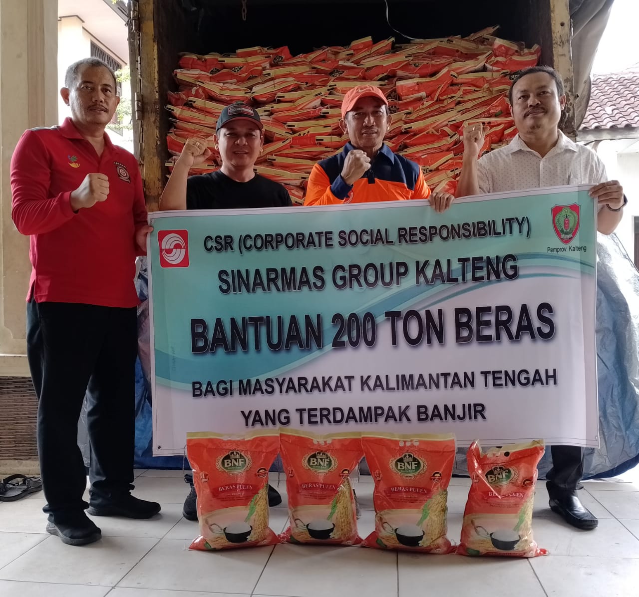 Pemprov. Kalteng Terima Bantuan 200 Ton Beras Dari Sinar Mas Group Kalteng