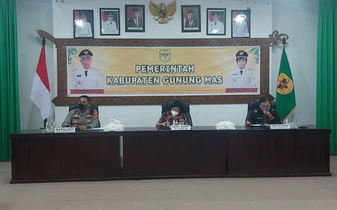 Wabup Gumas Pimpin Rapat Evaluasi Dan Percepatan Vaksinasi Covid-19