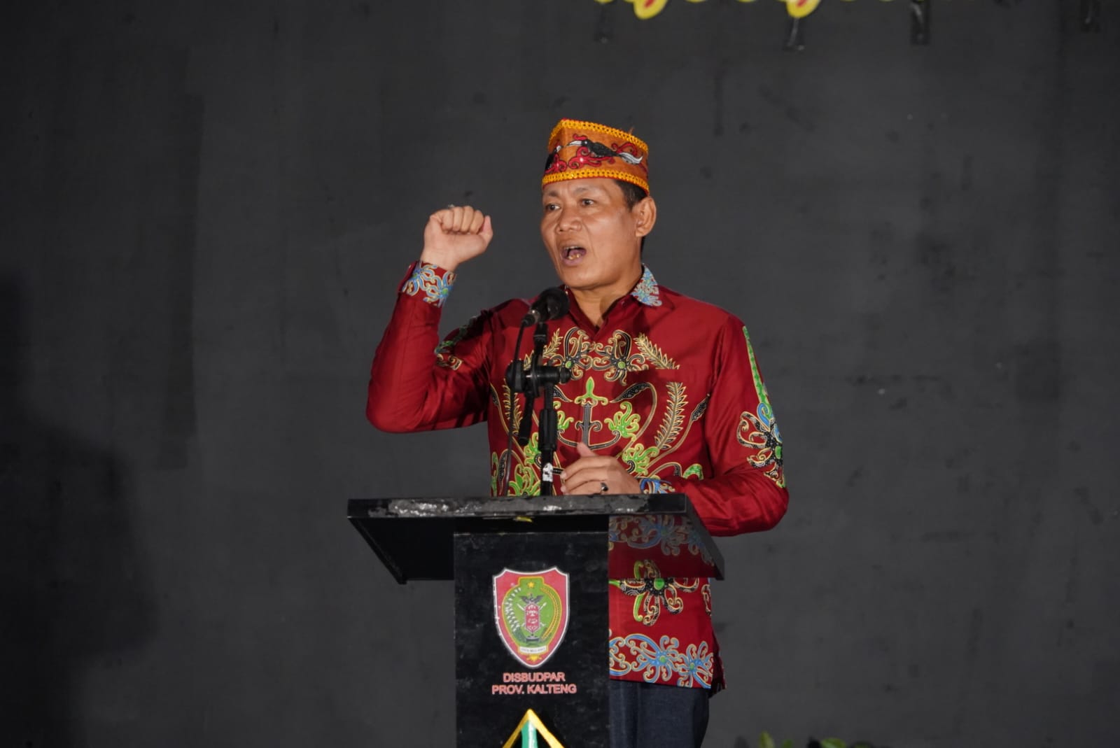 Sahli Yuas Elko : Pemprov Kalteng Terus Berupaya Berikan Perhatian yang Cukup Besar Terhadap Pembinaan dan Pengembangan Seni Budaya Daerah