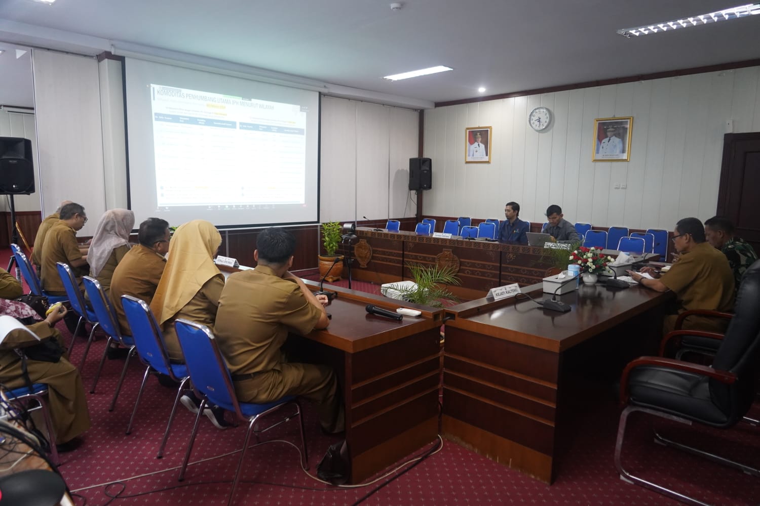 Sahli Yuas Elko : Pemerintah Provinsi Selalu Berupaya Maksimal Dalam Tekan Angka Inflasi di Daerah, Salah Satunya Melalui Pasar Murah