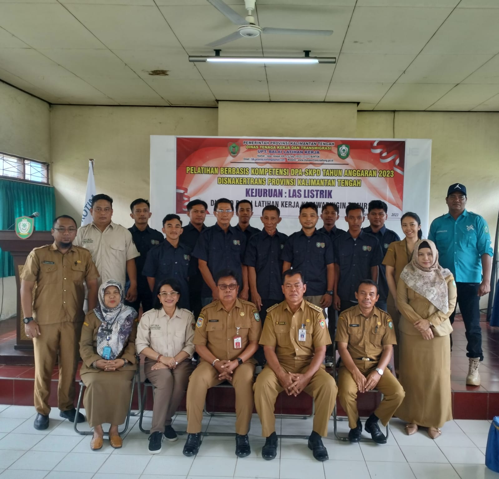 Disnakertrans Prov. Kalteng Laksanakan PBK Kejuruan Las Listrik di Balai Latihan Kerja