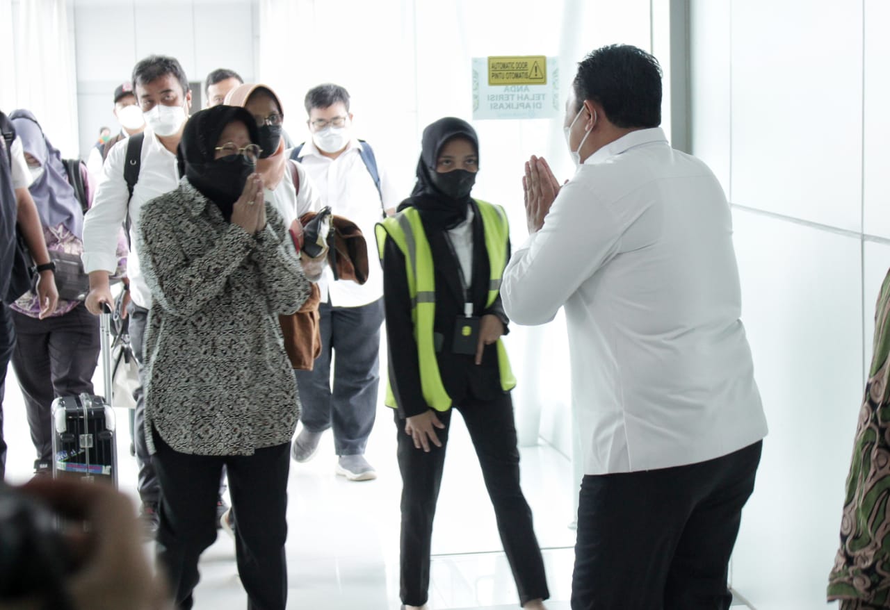 Kedatangan Mensos Tri Rismaharini Disambut Wagub Kalteng