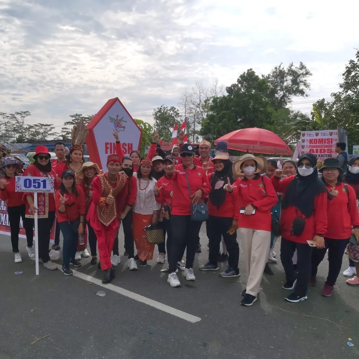 Dispursip Prov. Kalteng Ikut Partisipasi Meriahkan Karnaval Budaya Festival Budaya Isen Mulang Tahun 2023